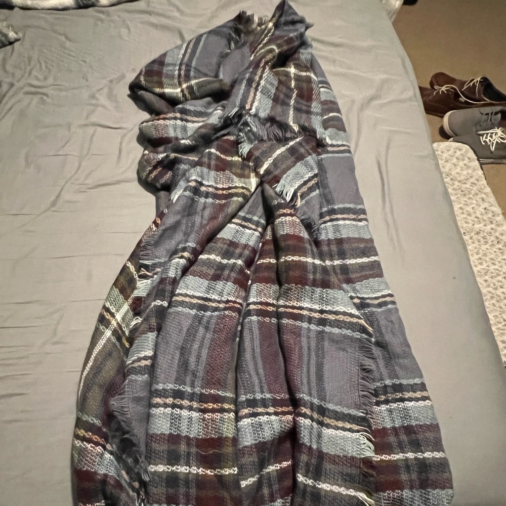 Wrap Blanket Scarf - Picture 3 of 6